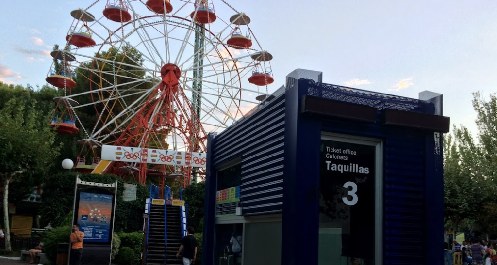 Horarios del Parque de Atracciones de Zaragoza en las Fiestas del Pilar 2026