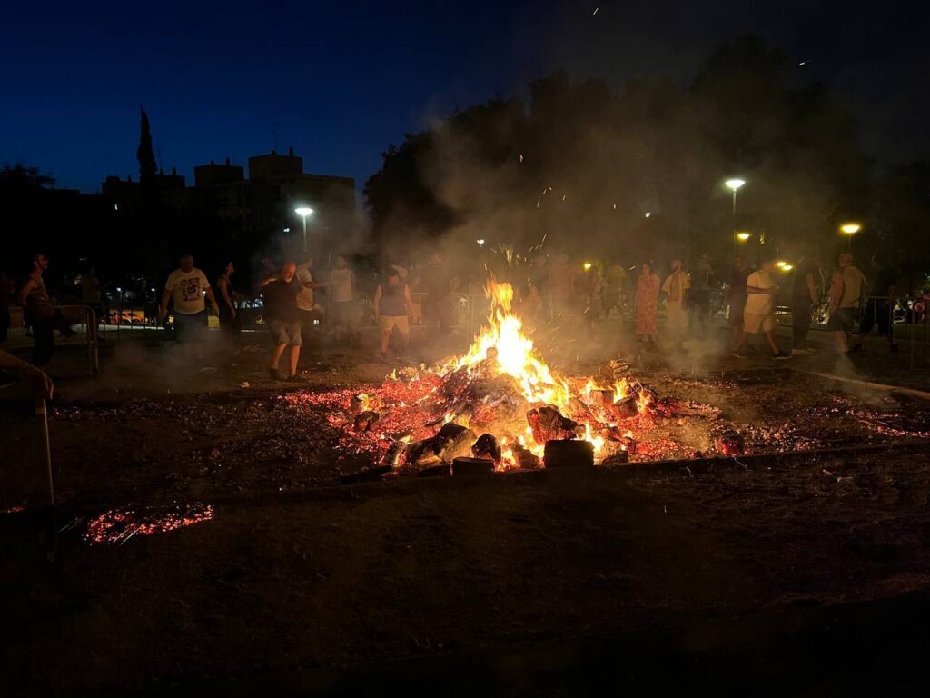 Hoguera de San Juan en Zaragoza